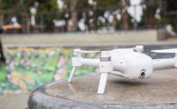 Yuneec Breeze selfie quadcopter