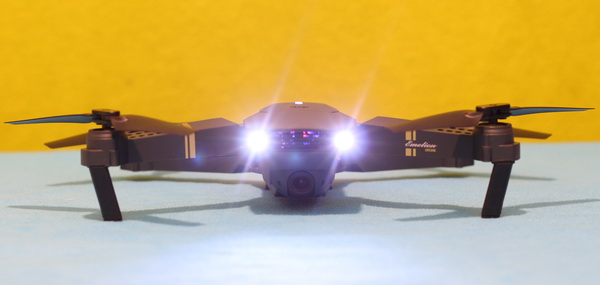 Best Starter Drone: Head LED lights for
