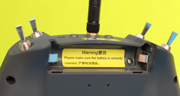 Battery reverse polarity warning